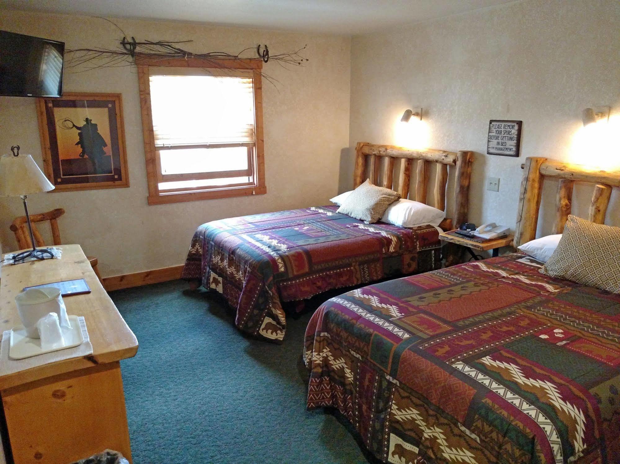 Old Corral Hotel Centennial Eksteriør billede